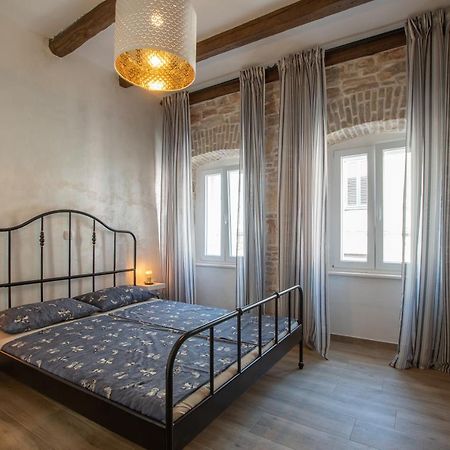 Apartments Nesatcium PUY מראה חיצוני תמונה