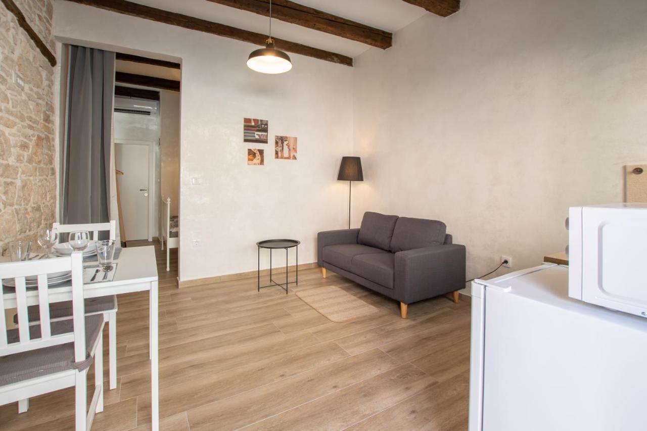 Apartments Nesatcium PUY מראה חיצוני תמונה