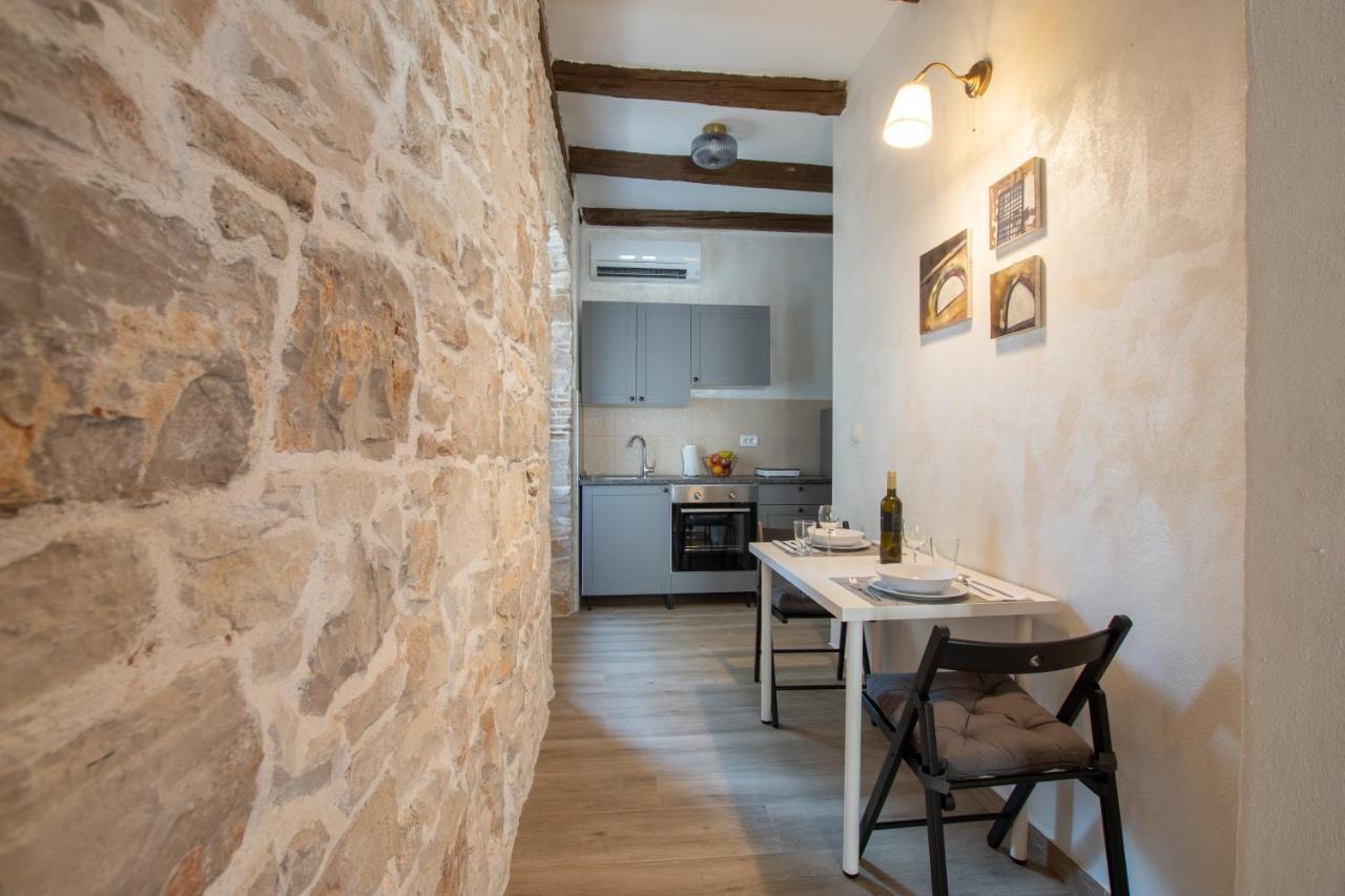 Apartments Nesatcium PUY מראה חיצוני תמונה
