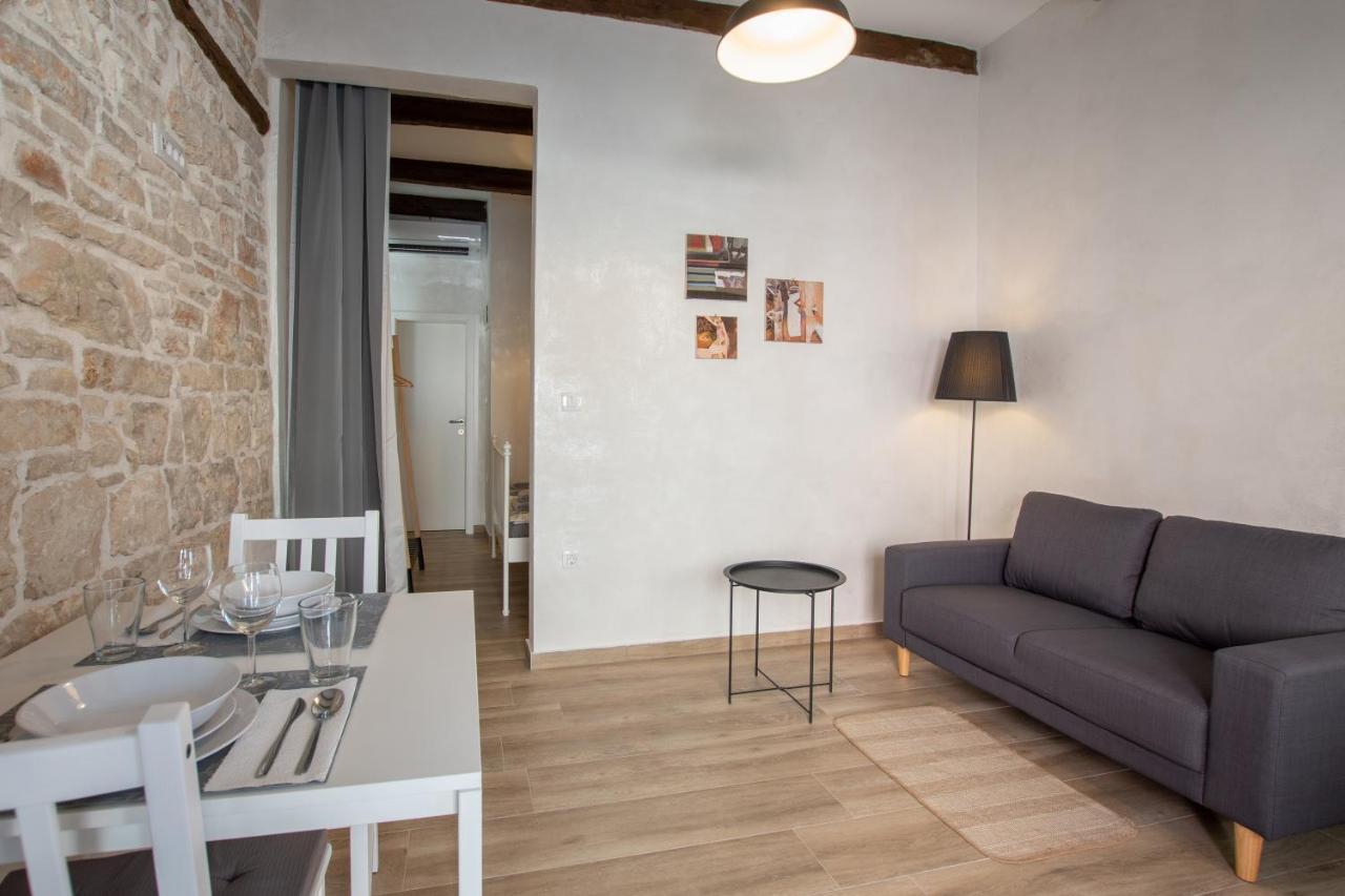 Apartments Nesatcium PUY מראה חיצוני תמונה