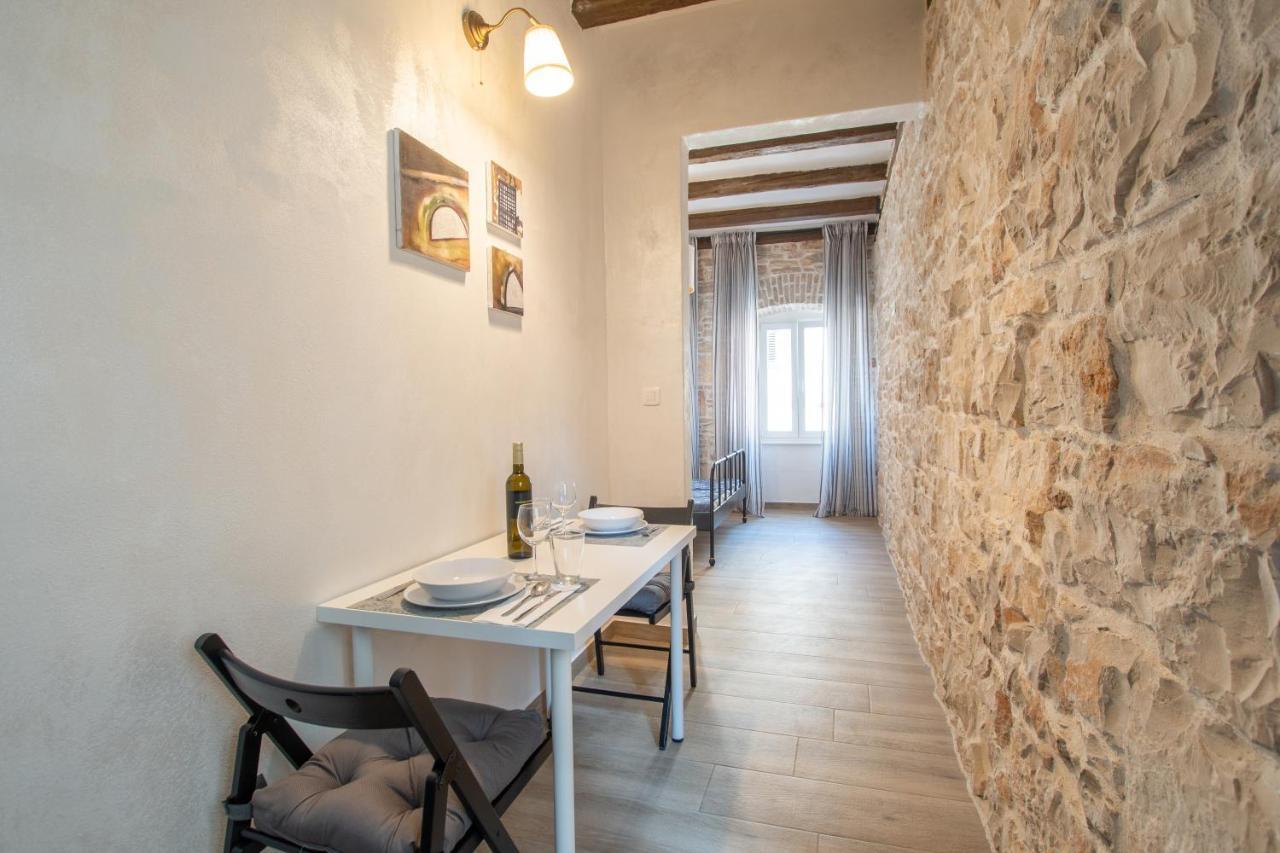 Apartments Nesatcium PUY מראה חיצוני תמונה