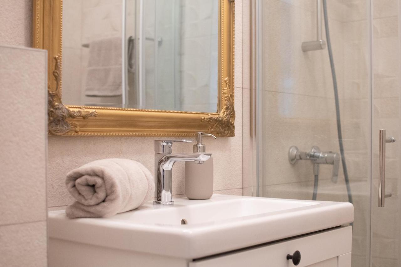 Apartments Nesatcium PUY מראה חיצוני תמונה